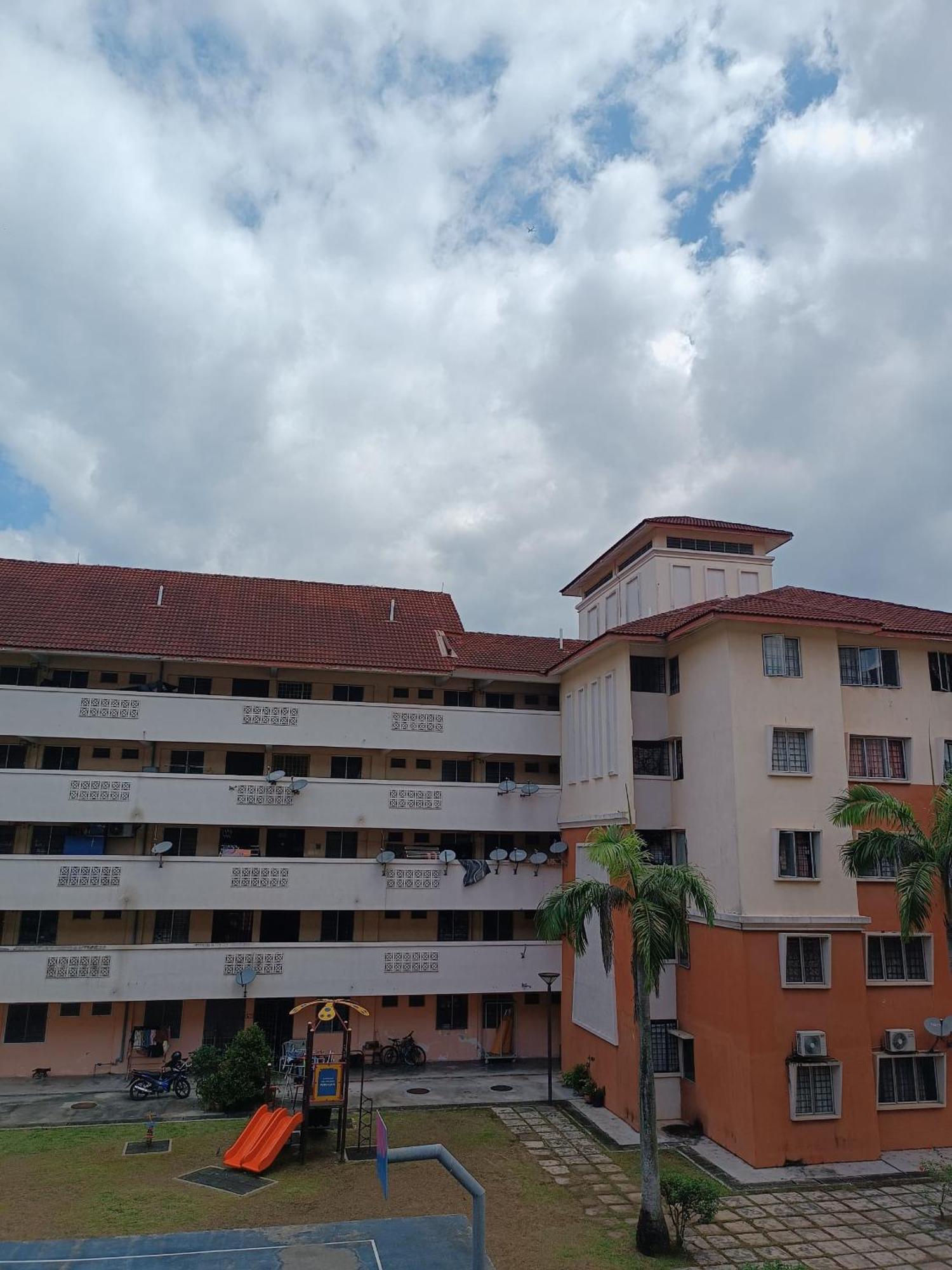 M.Fr Homestay Pangsapuri Putra Damai 普特拉贾亚 外观 照片