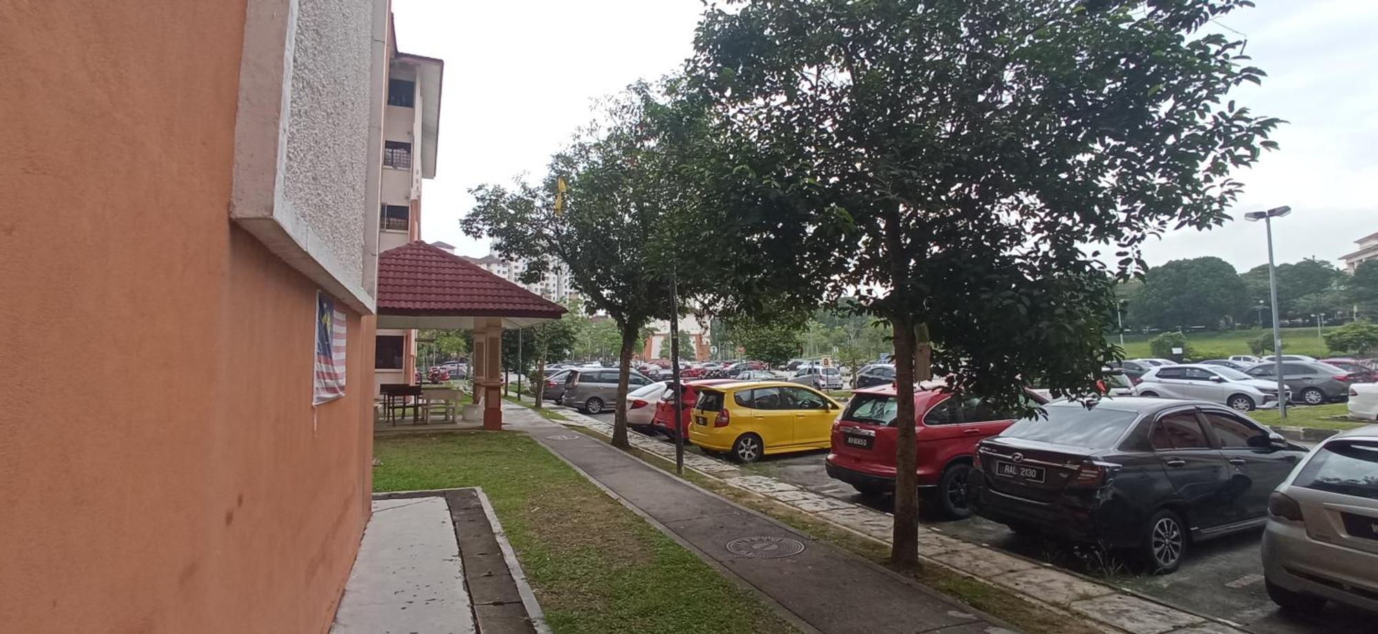 M.Fr Homestay Pangsapuri Putra Damai 普特拉贾亚 外观 照片